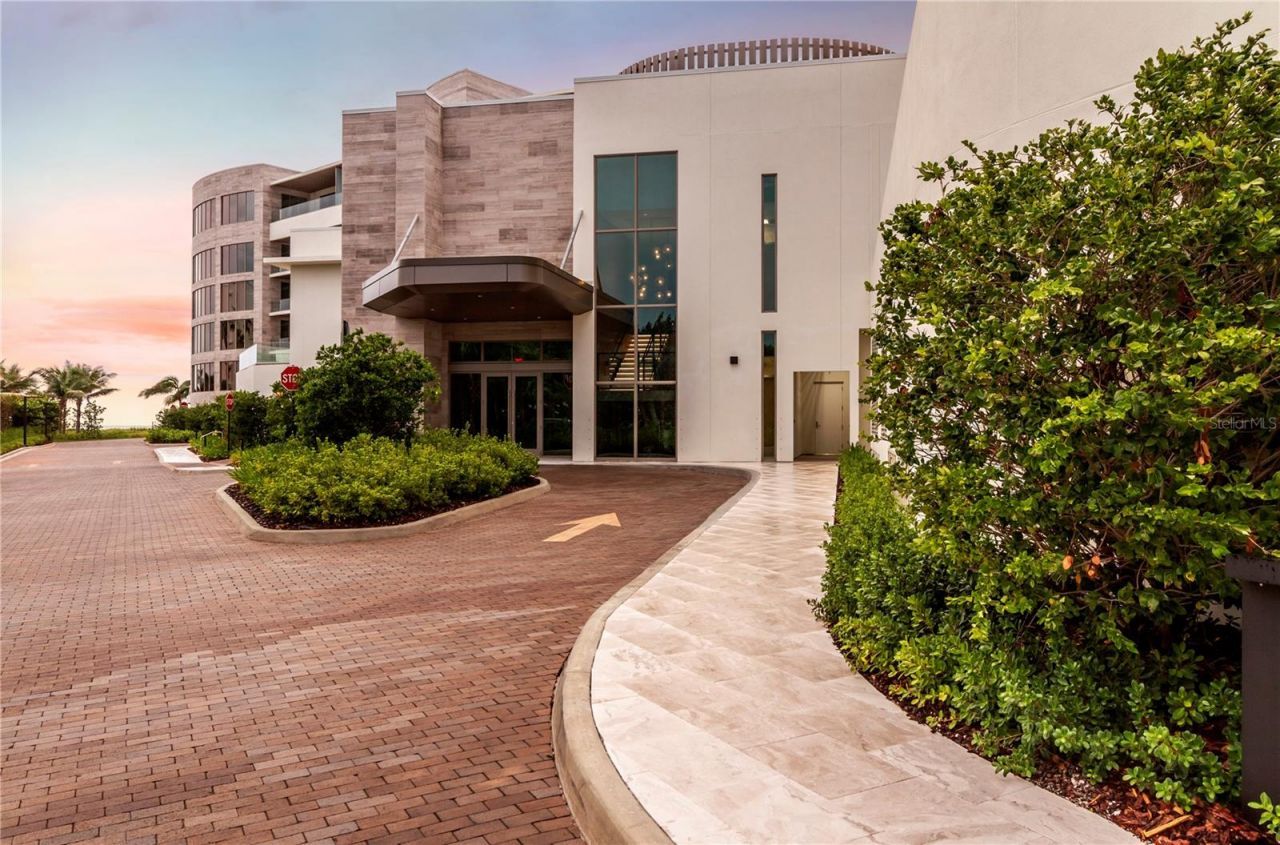 1561 Gulf Of Mexico Drive, Unit 403, Longboat Key, FL 34228 Photo