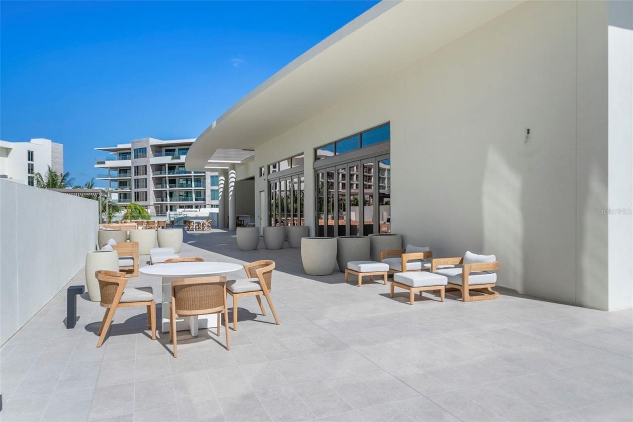 1561 Gulf Of Mexico Drive, Unit 403, Longboat Key, FL 34228 Photo