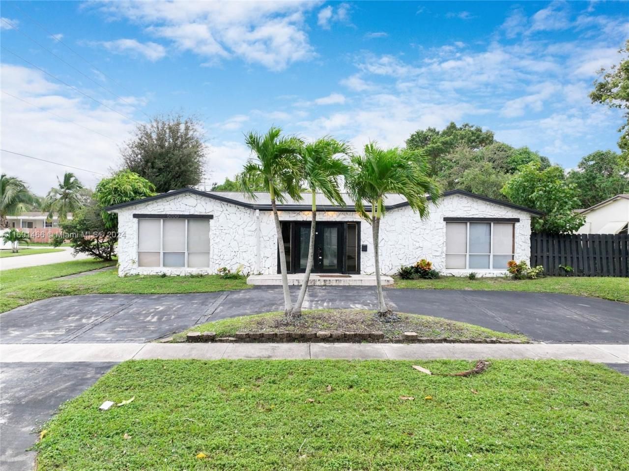 5000 Grant St, Hollywood, FL 33021 Photo