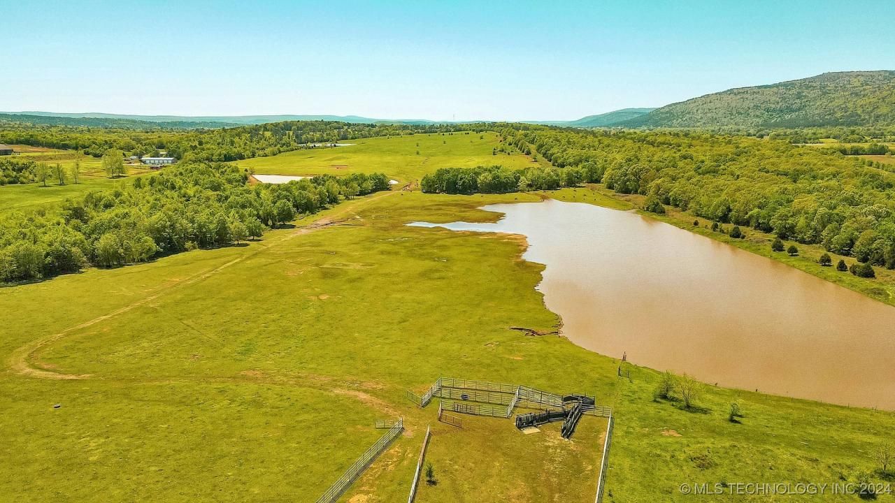 Ne 120th Road, Red Oak, OK 74563 Main Photo