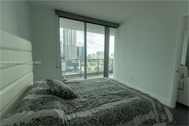 92 SW 3rd St, Unit 1802, Miami, FL 33130 Photo