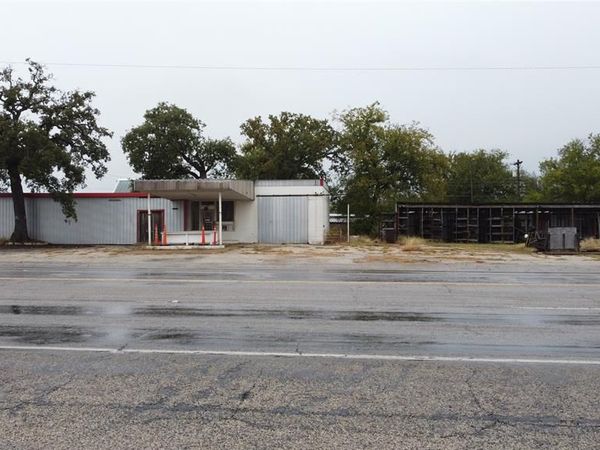603 E 8th Street, Cisco, TX 76437