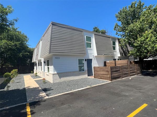 1901 HEARTHSTONE DR, Unit D, Austin, TX 78757