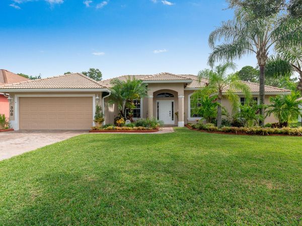 308 SW Egret Landing, Port St. Lucie, FL 34953