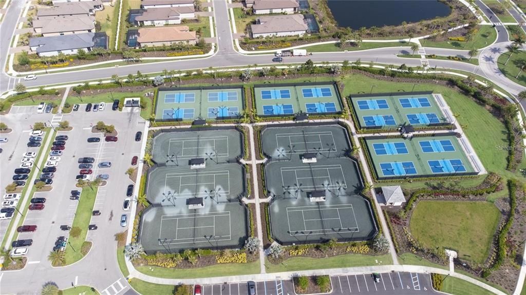 15625 San Lazzaro Avenue, Bradenton, FL 34211 Photo