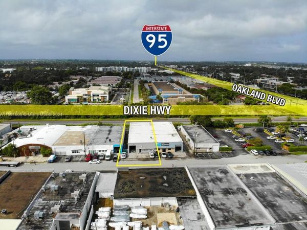 3031 NE 12th Ter, Oakland Park, FL 33334