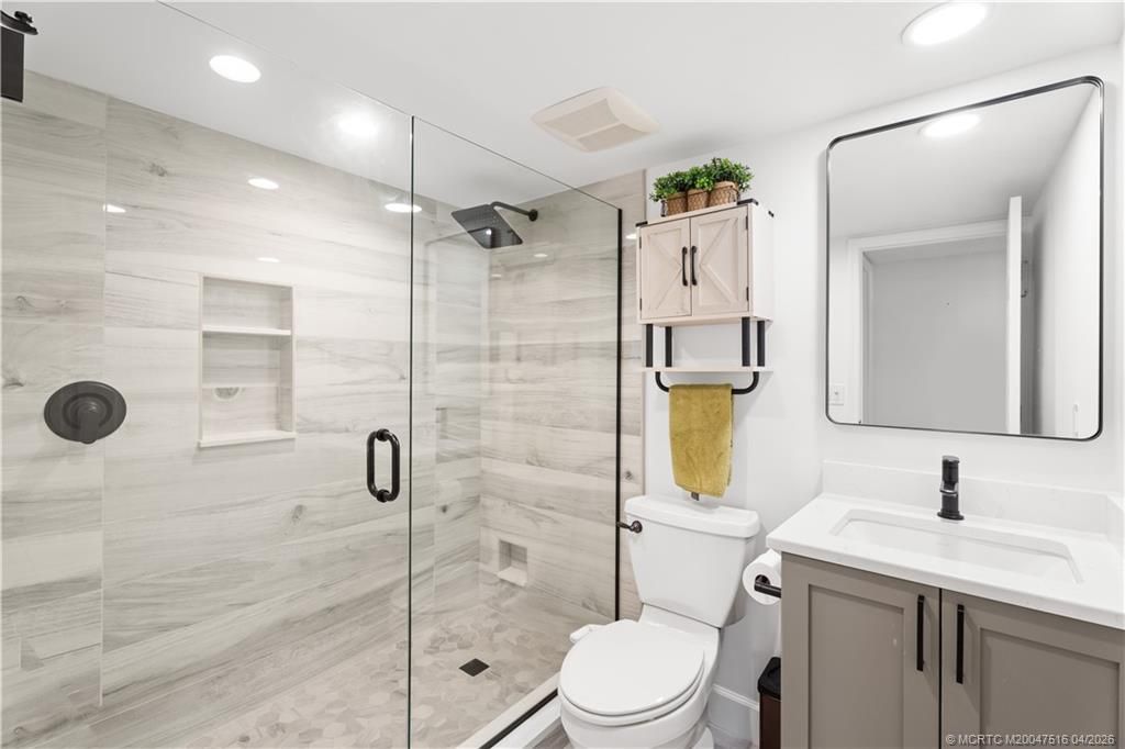 10410 S Ocean Drive, Unit 309, Jensen Beach, FL 34957 Photo