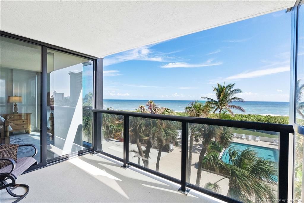 10410 S Ocean Drive, Unit 309, Jensen Beach, FL 34957 Photo