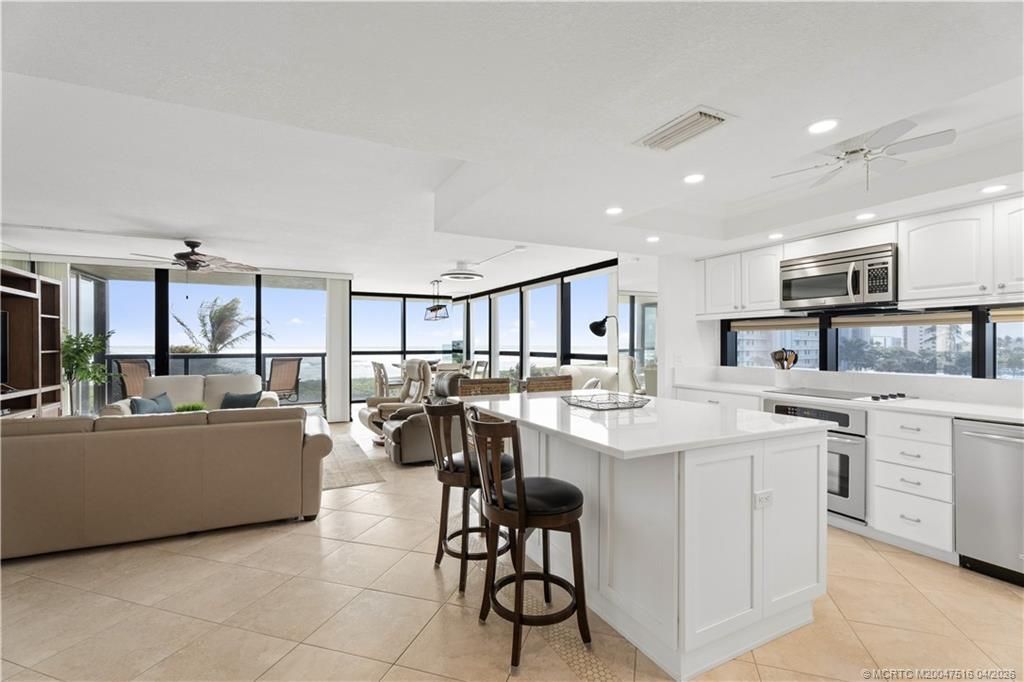 10410 S Ocean Drive, Unit 309, Jensen Beach, FL 34957 Photo