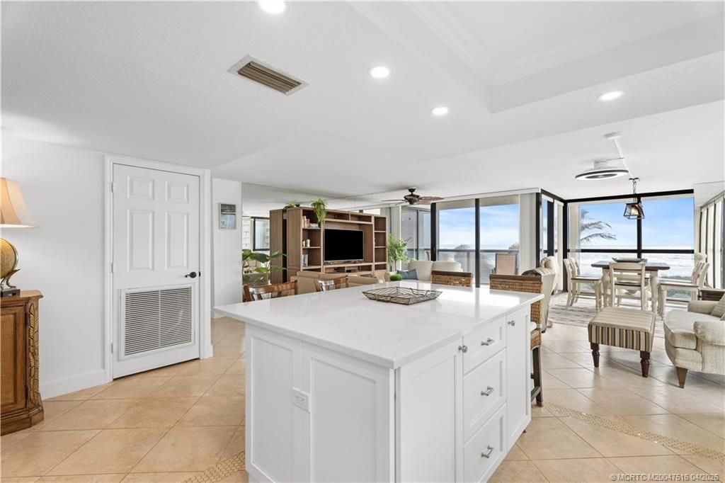 10410 S Ocean Drive, Unit 309, Jensen Beach, FL 34957 Photo