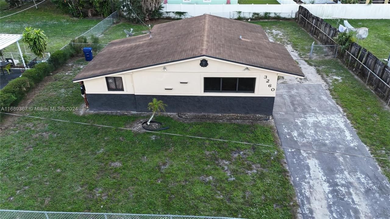 3260 NW 209th Ter, Miami Gardens, FL 33056 Photo