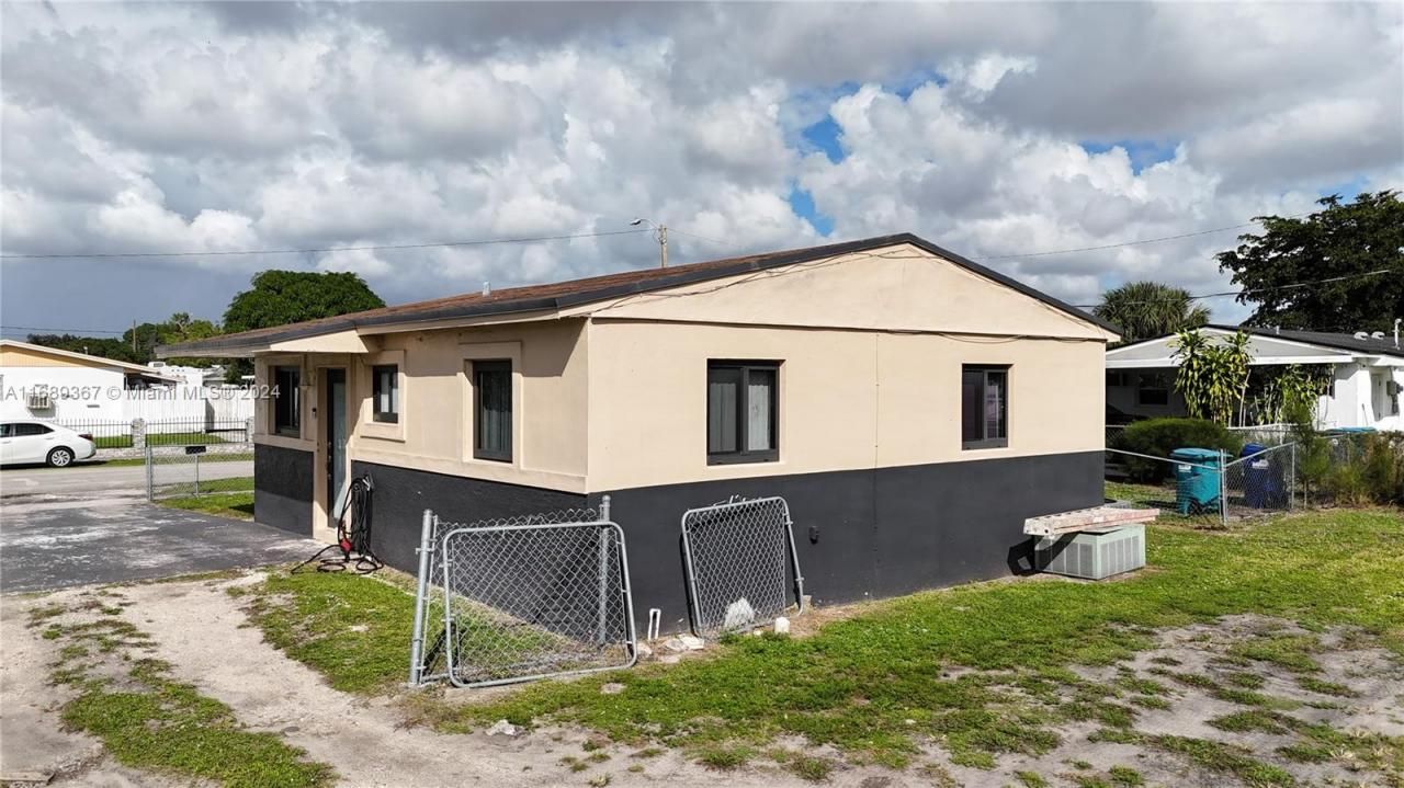 3260 NW 209th Ter, Miami Gardens, FL 33056 Photo