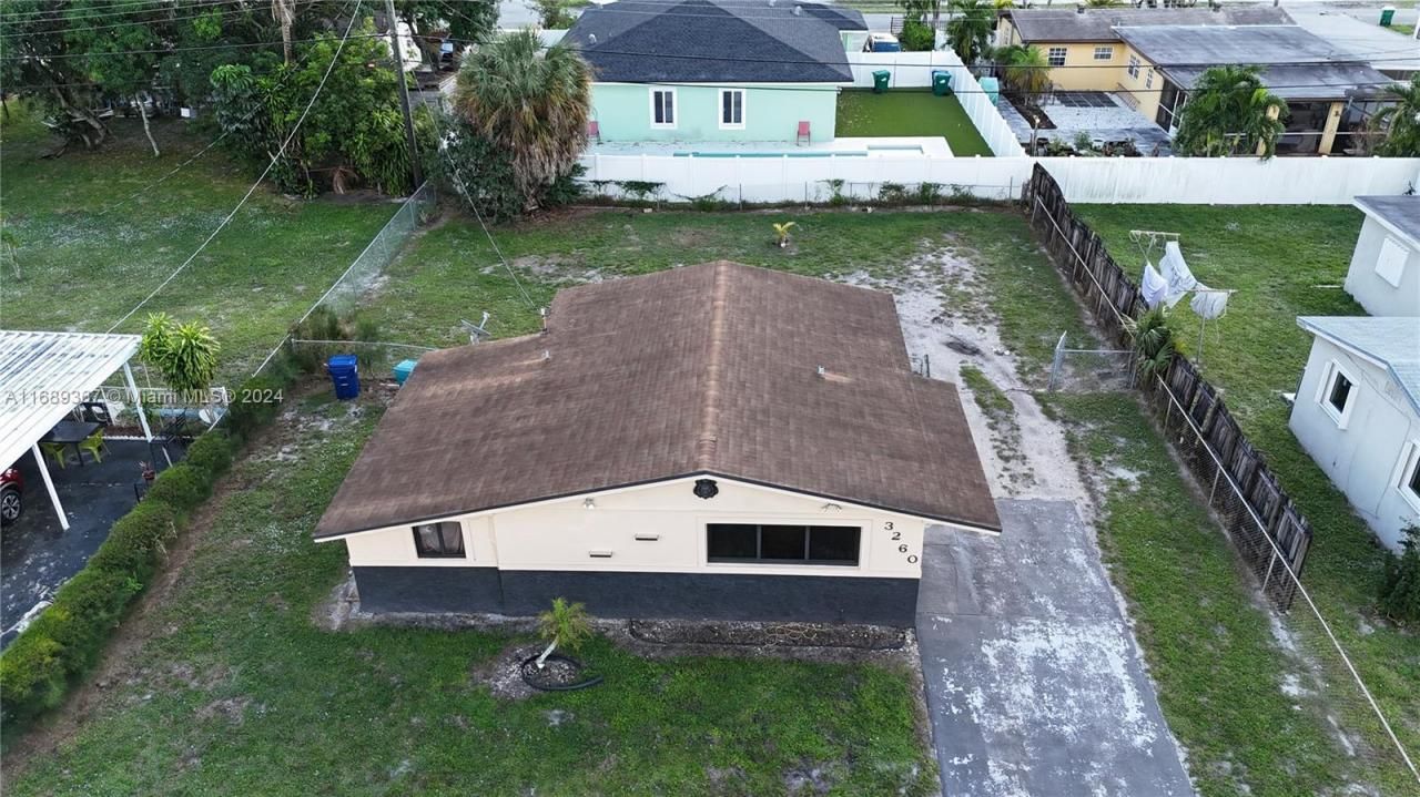 3260 NW 209th Ter, Miami Gardens, FL 33056 Photo