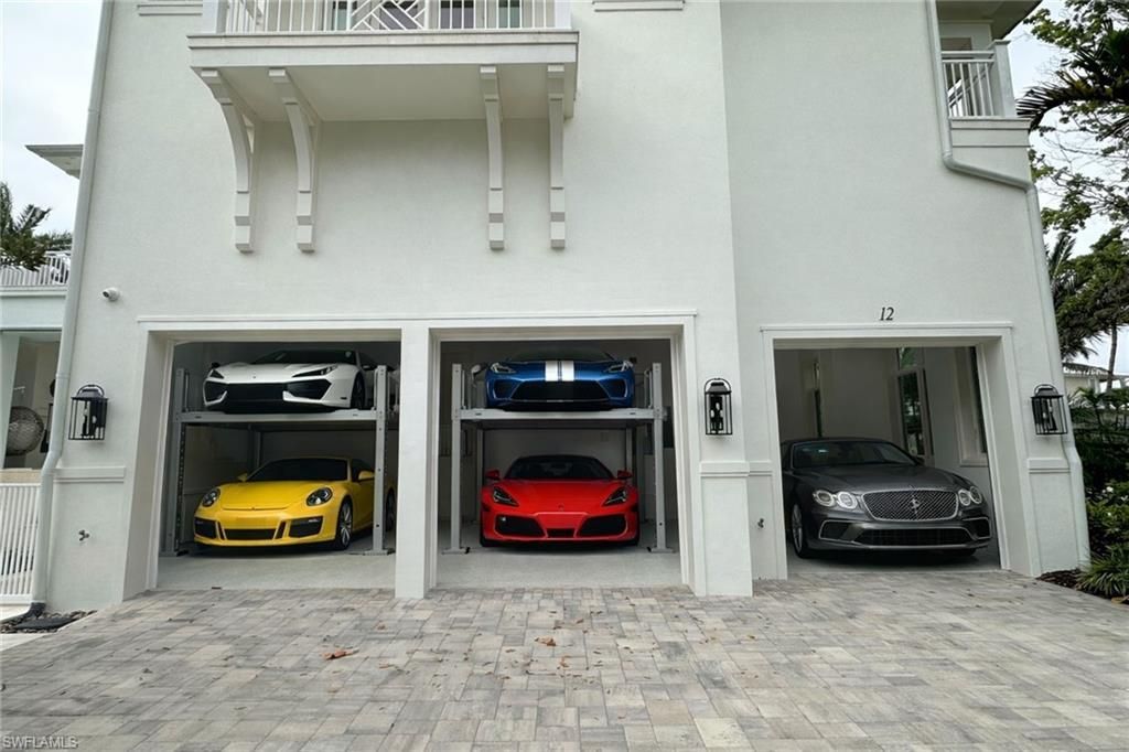 12 Sabre Ln, Naples, FL 34102 Photo