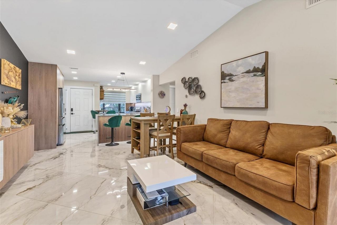 5611 Summer Side Lane, Unit 46B, Sarasota, FL 34231 Photo