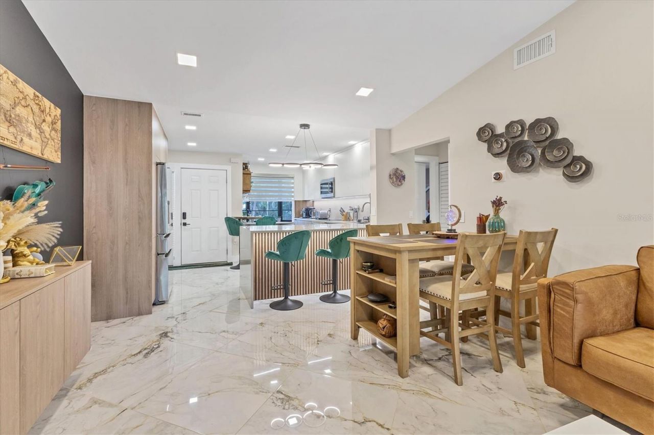 5611 Summer Side Lane, Unit 46B, Sarasota, FL 34231 Photo