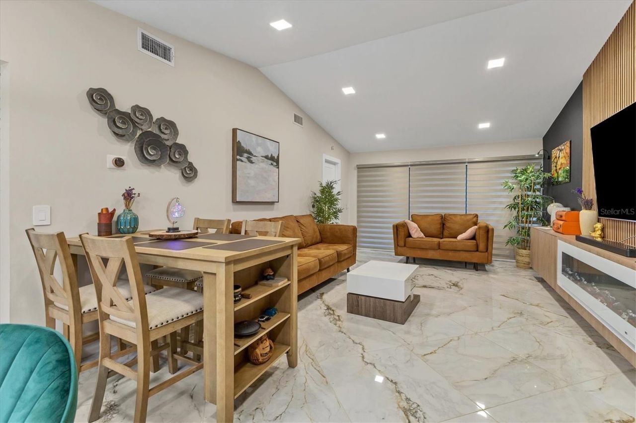 5611 Summer Side Lane, Unit 46B, Sarasota, FL 34231 Photo