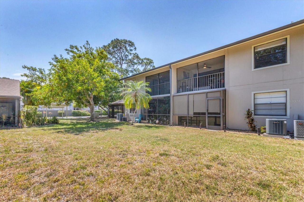 5611 Summer Side Lane, Unit 46B, Sarasota, FL 34231 Photo