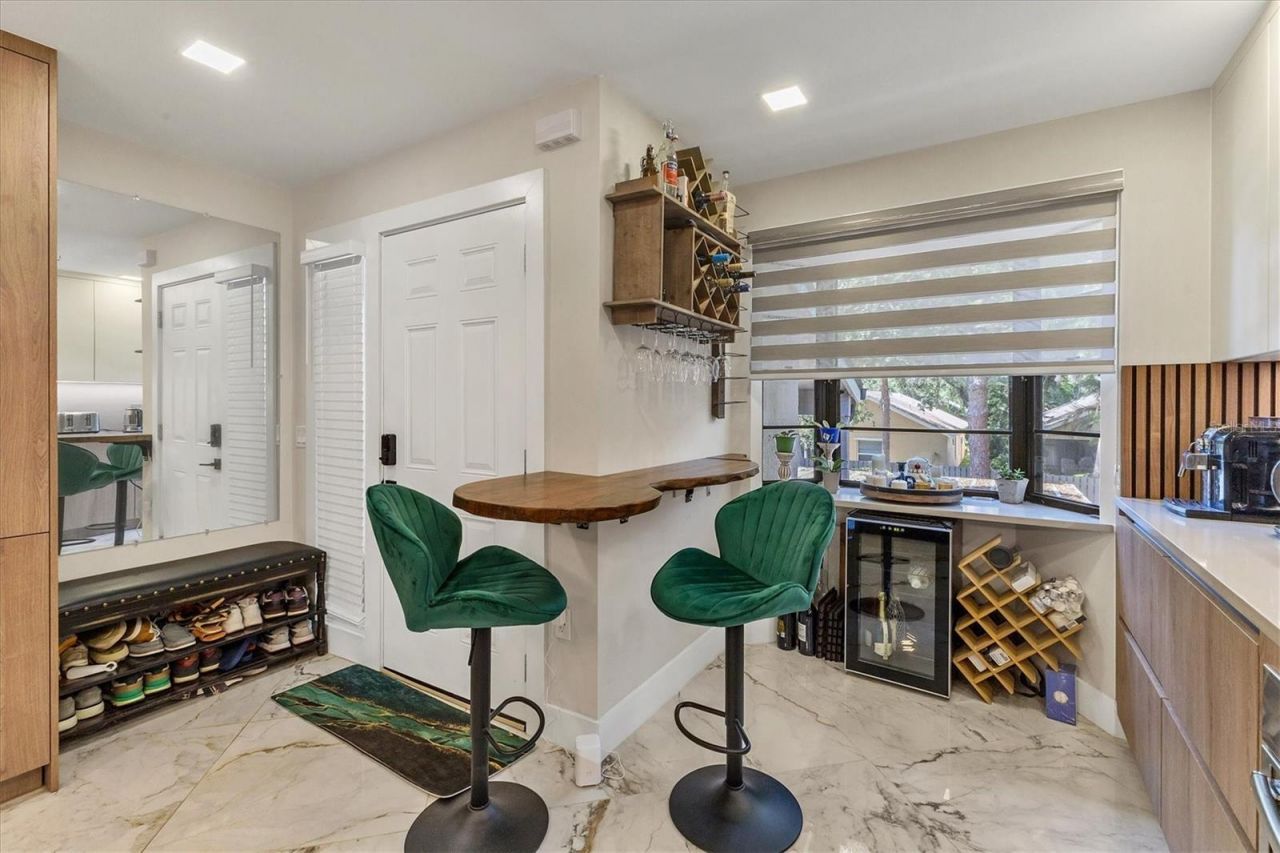 5611 Summer Side Lane, Unit 46B, Sarasota, FL 34231 Photo