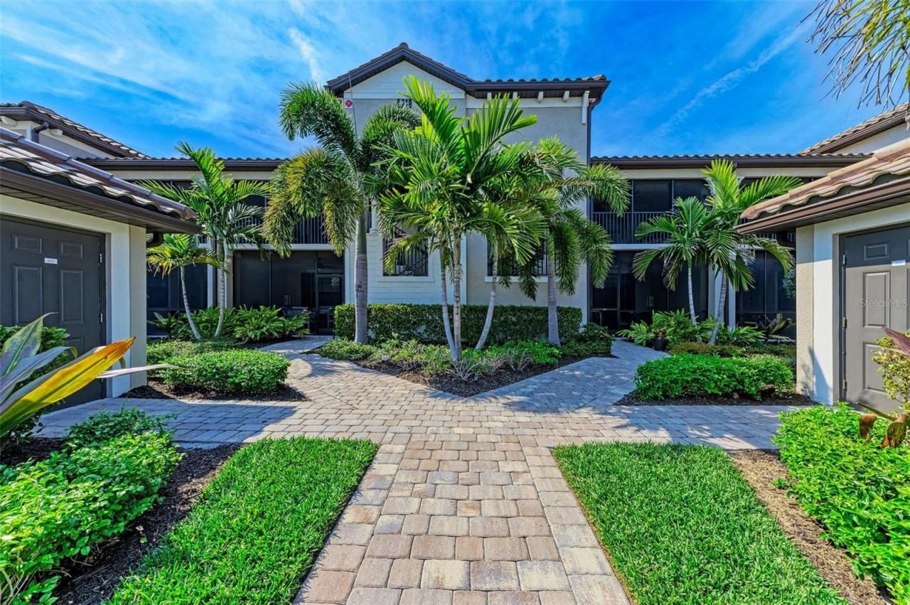 5710 Palmer Circle, Unit 104, Lakewood Ranch, FL 34211 Photo