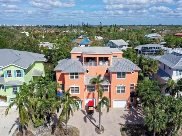 467 CANAL ROAD, Unit 467, SARASOTA, FL 34242