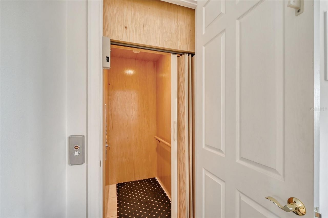 467 Canal Road, Unit 467, Sarasota, FL 34242 Photo