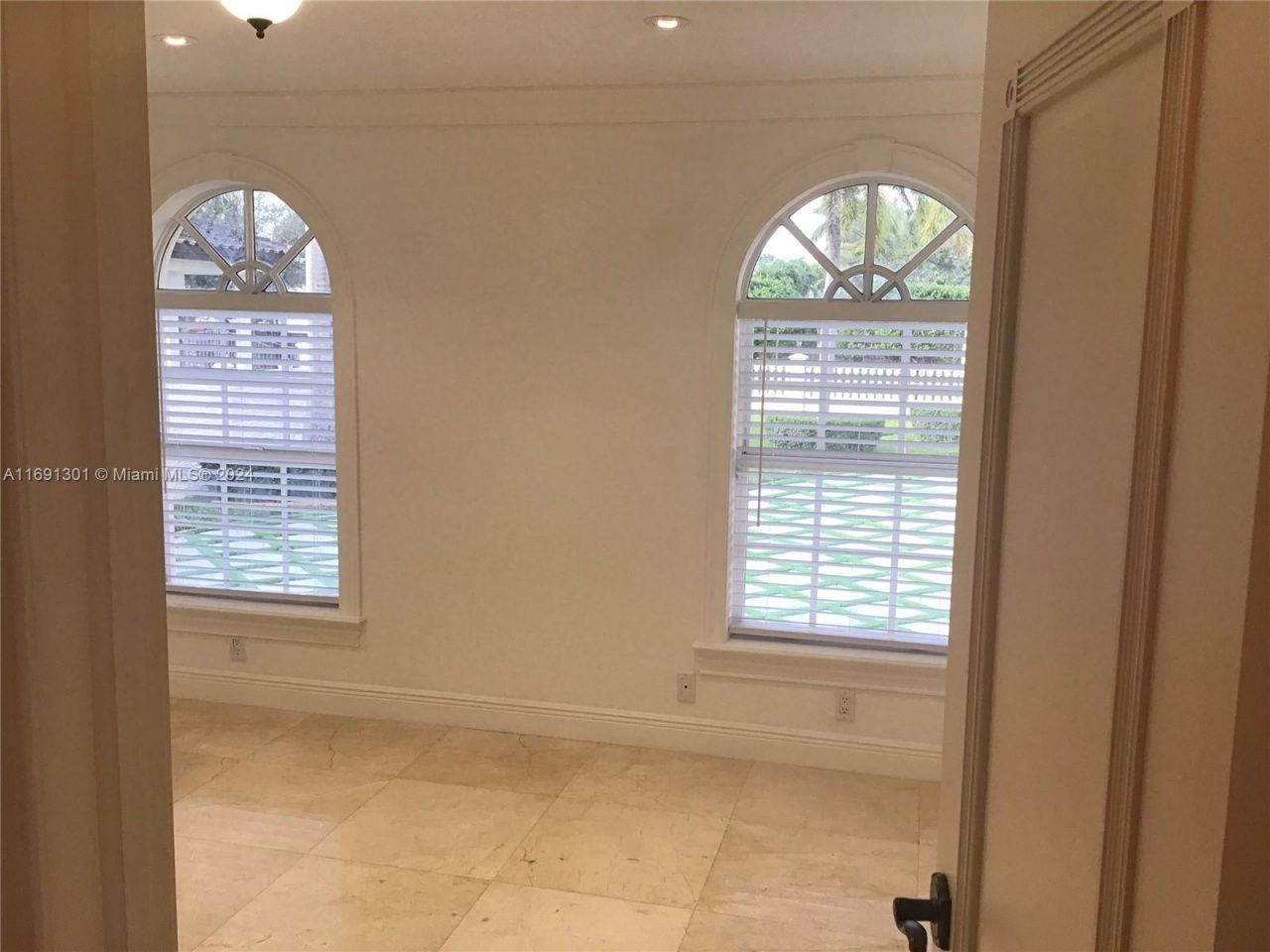 13460 SW 32nd St, Kendall, FL 33175 Photo