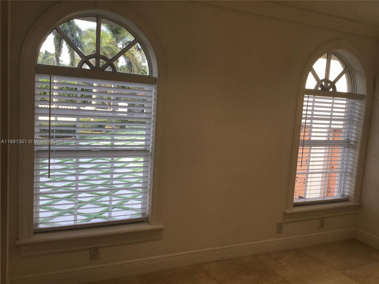 13460 SW 32nd St, Kendall, FL 33175 Photo