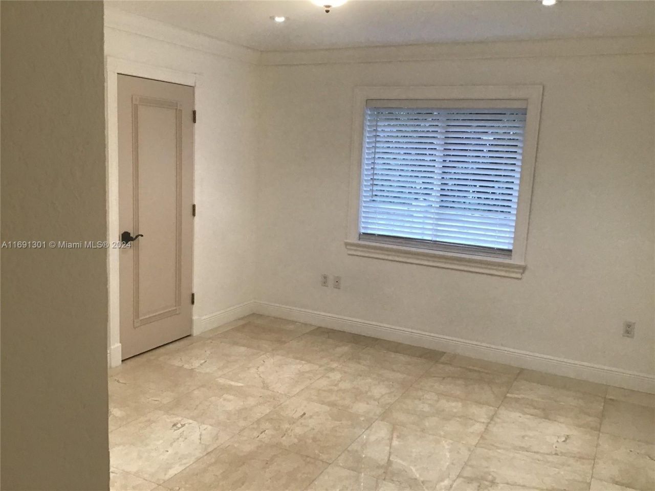 13460 SW 32nd St, Kendall, FL 33175 Photo