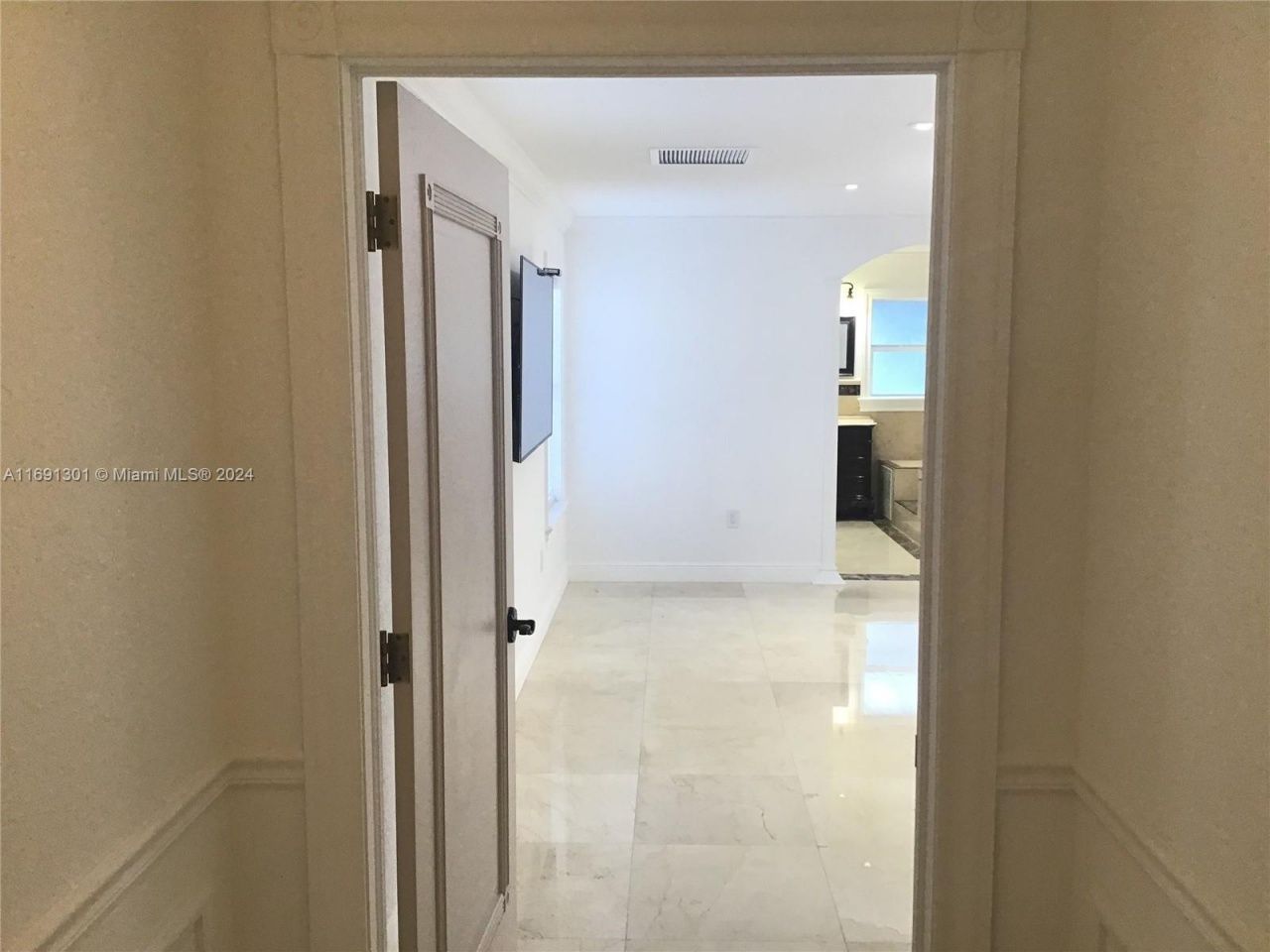 13460 SW 32nd St, Kendall, FL 33175 Photo