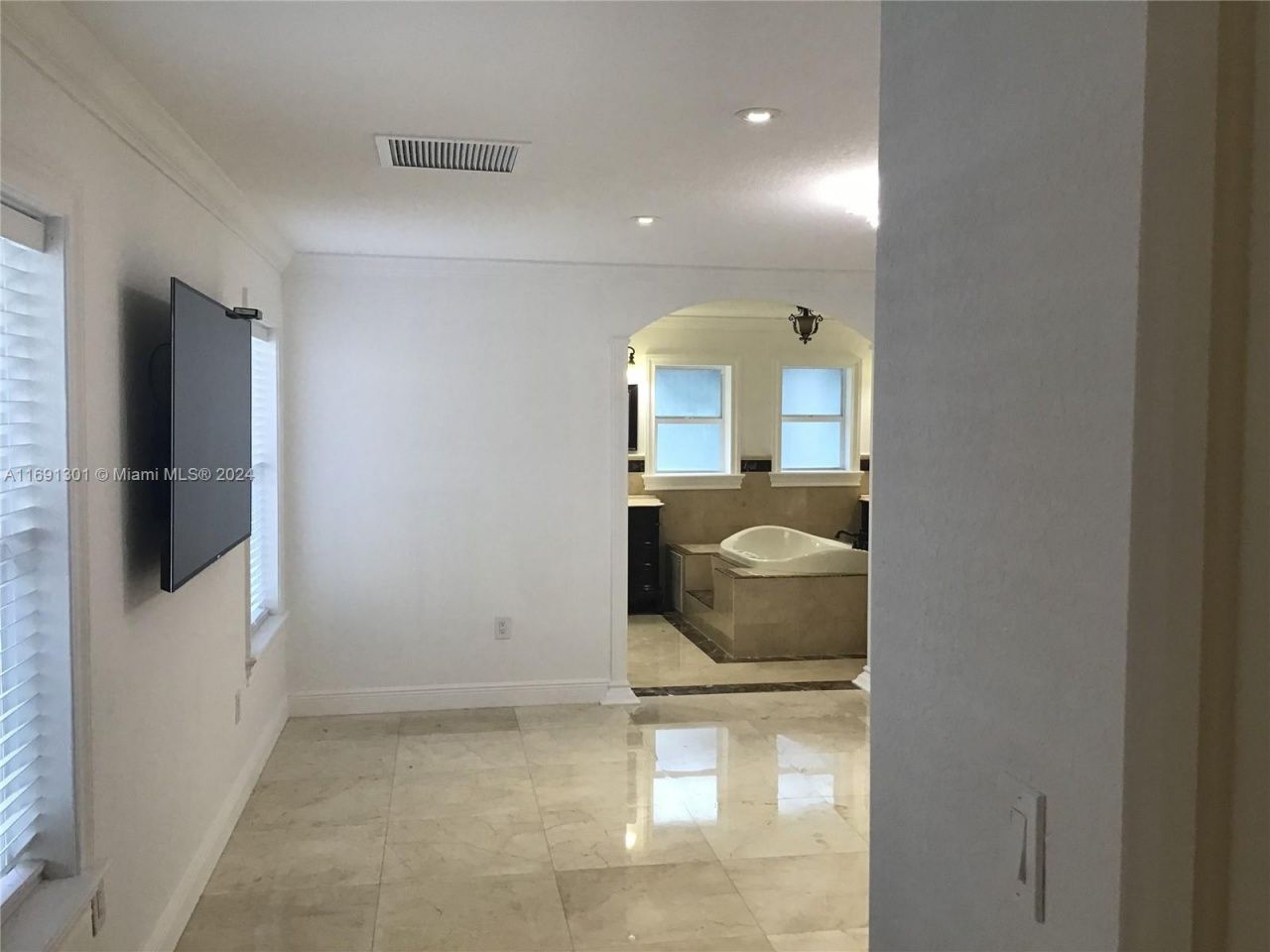 13460 SW 32nd St, Kendall, FL 33175 Photo