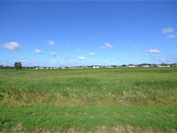 0 BEAU PLACE ESTATES Place, Des Allemands, LA 70030