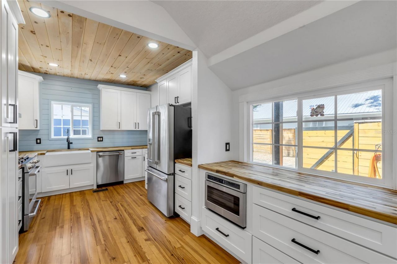 532 Faulkner Street, New Smyrna Beach, FL 32168 Photo