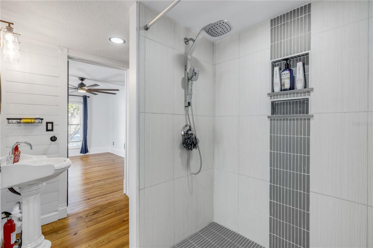 532 Faulkner Street, New Smyrna Beach, FL 32168 Photo