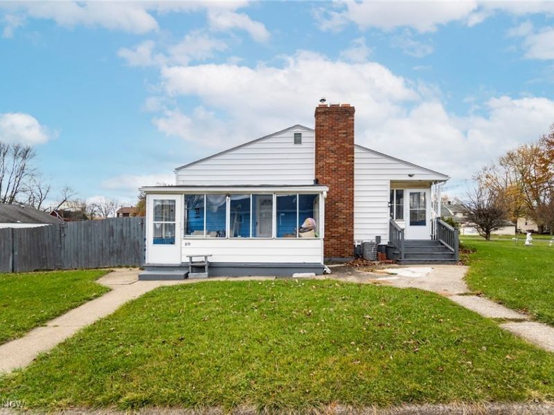 311 Park Drive, Campbell, OH 44405 Photo 4