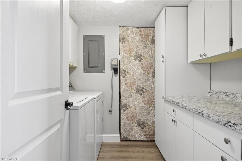 4231 SE 19th Pl, Unit 1J, Cape Coral, FL 33904 Photo