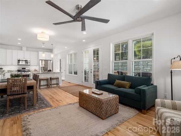 43 Skyvue Court, Unit F, Saluda, NC 28773