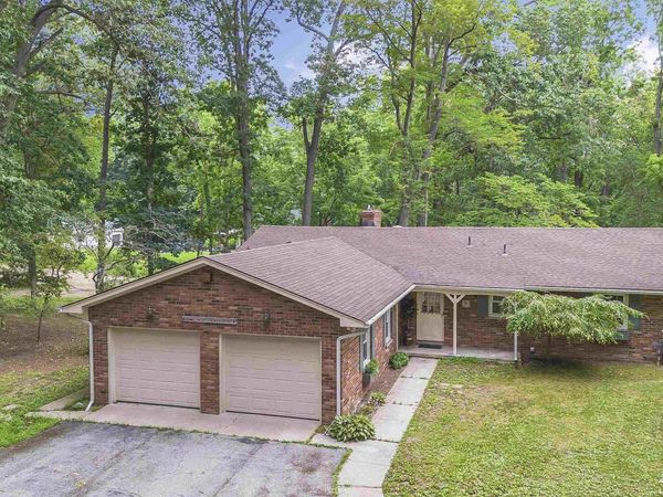 2600 Meanwell Road, Petersburg, MI 49270