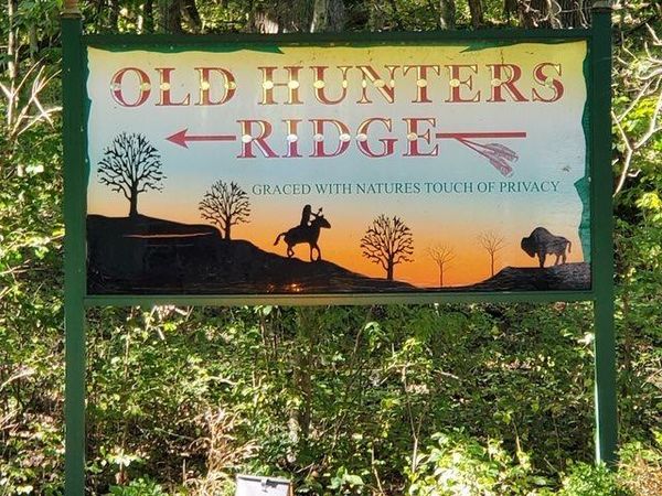 2174 Fawn Ridge Drive, Dixon, IL 61021