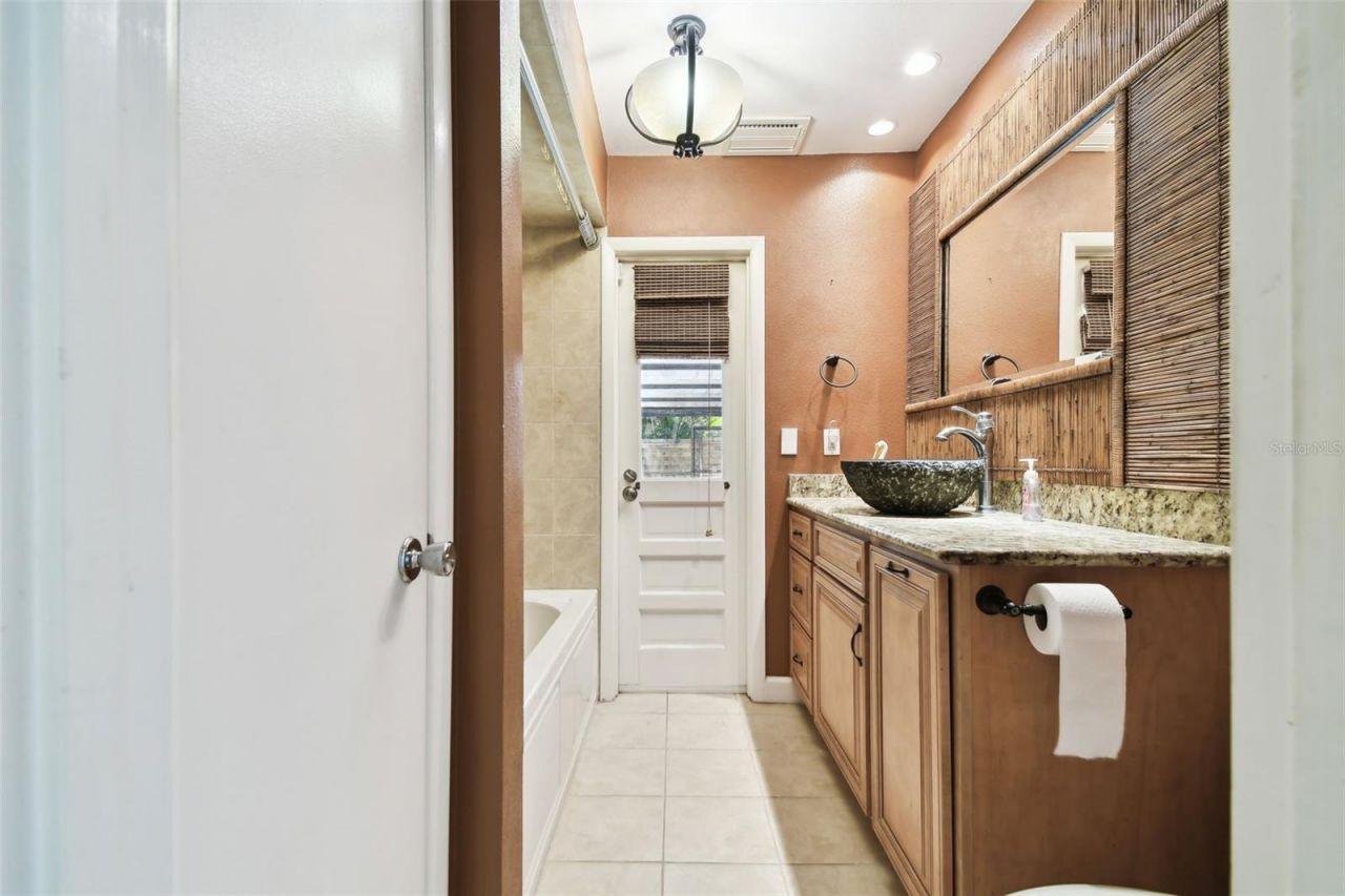 117 Hillcrest Dr, Bradenton, FL 34209 Photo