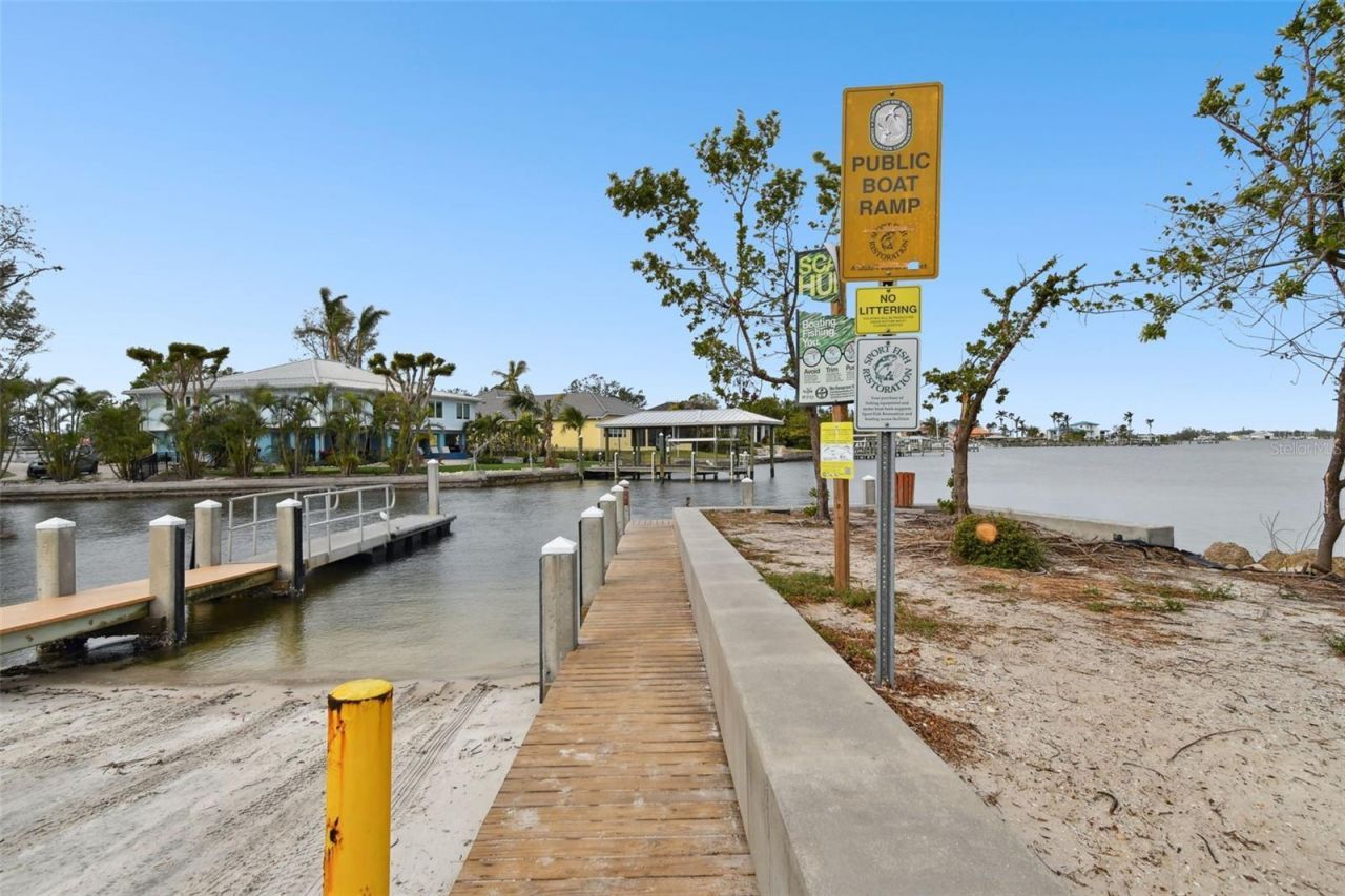 117 Hillcrest Dr, Bradenton, FL 34209 Photo