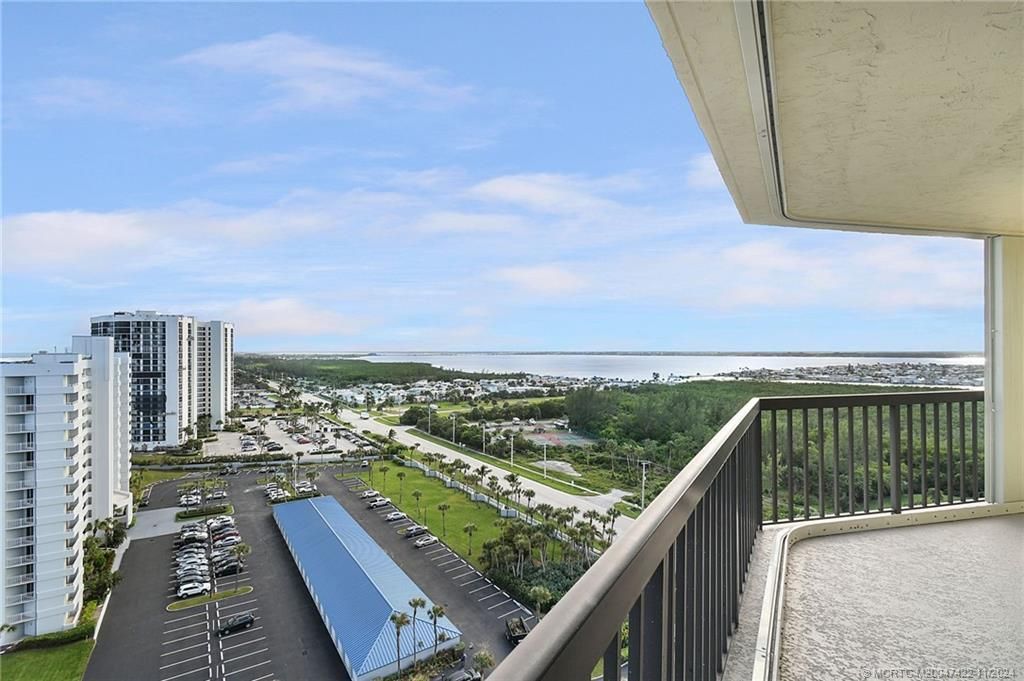9550 S Ocean Drive, Unit 1610, Jensen Beach, FL 34957 Photo