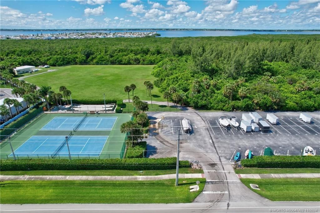 9550 S Ocean Drive, Unit 1610, Jensen Beach, FL 34957 Photo