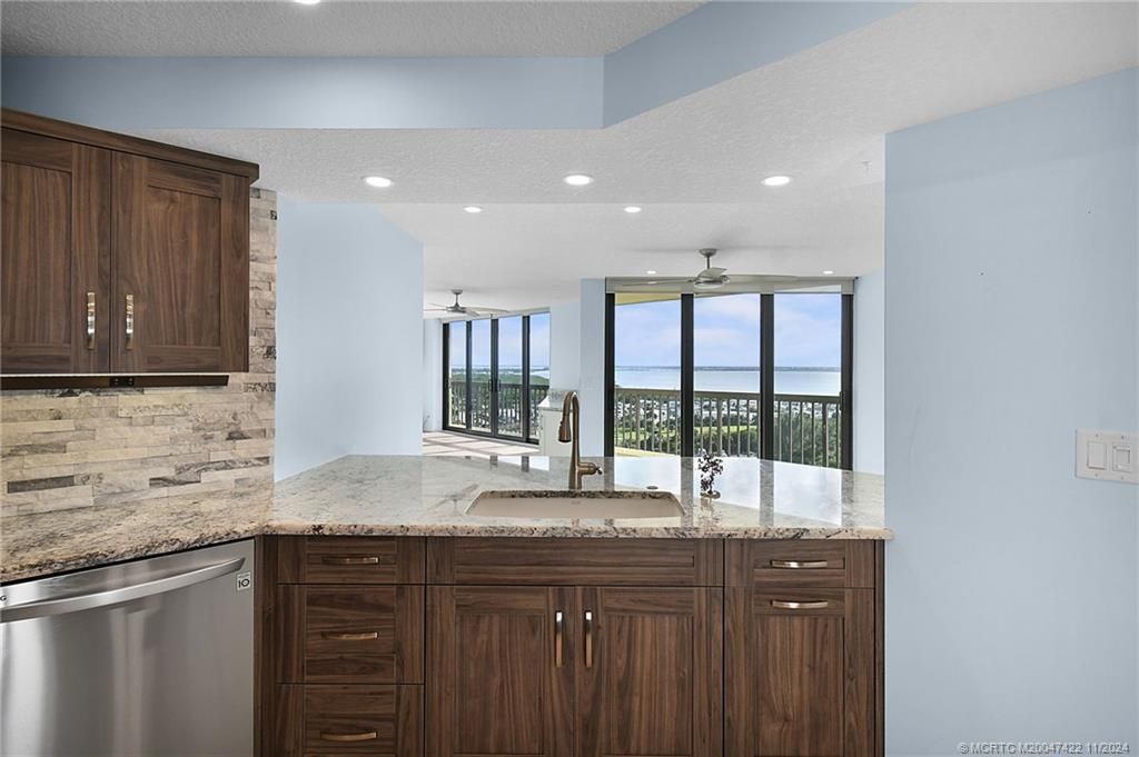 9550 S Ocean Drive, Unit 1610, Jensen Beach, FL 34957 Photo