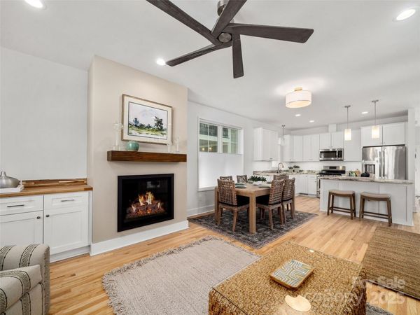 36 Skyvue Court, Unit C, Saluda, NC 28773