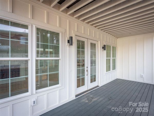 24 Skyvue Court, Unit D, Saluda, NC 28773