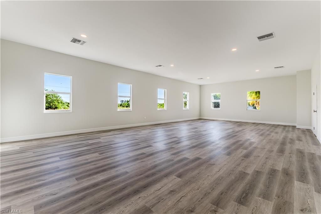 8359 Stringfellow Rd, Other, FL 33956 Photo