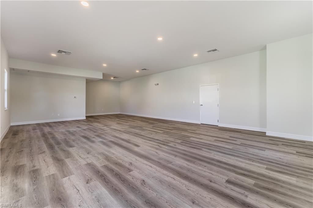 8359 Stringfellow Rd, Other, FL 33956 Photo