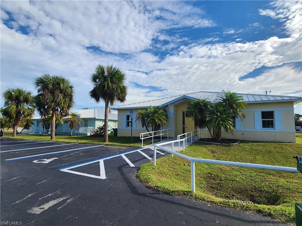 8359 Stringfellow Rd, Other, FL 33956 Photo