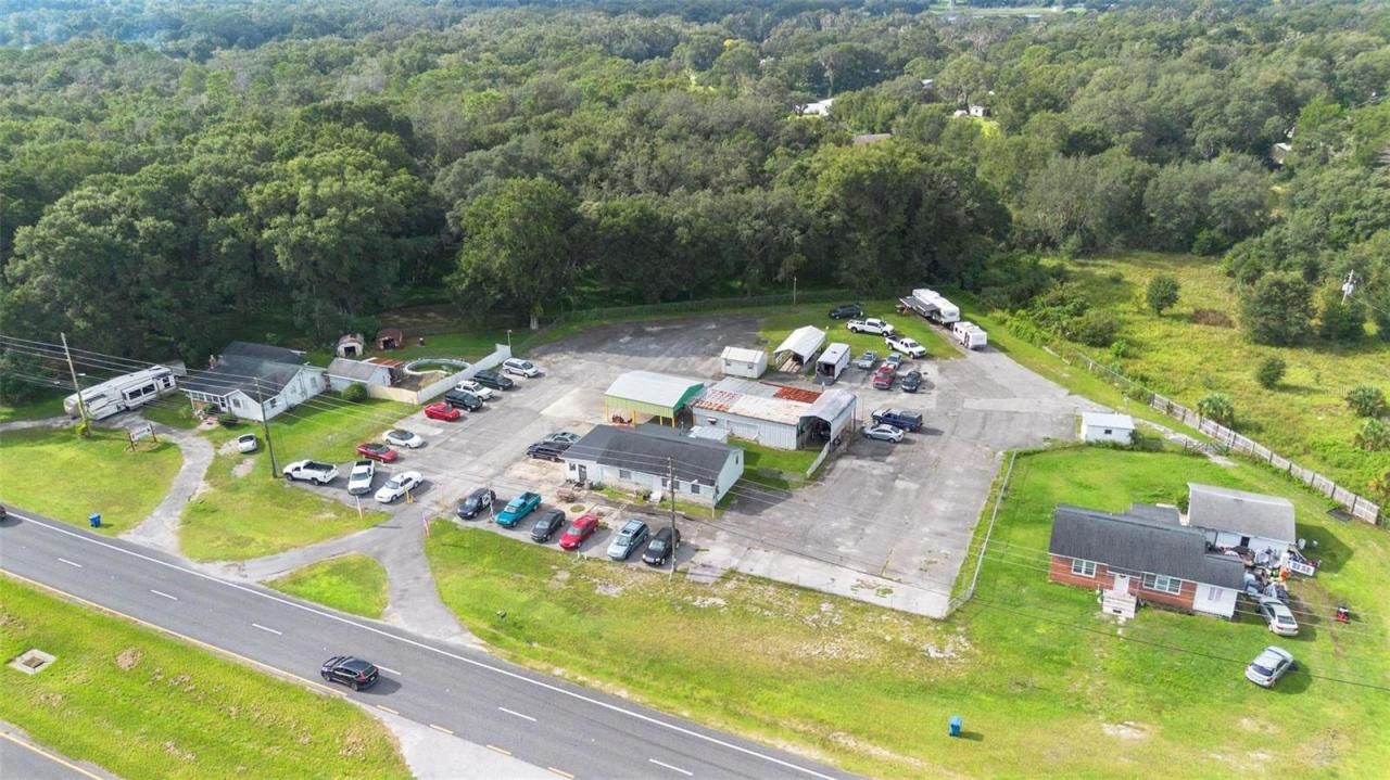 2490 N Woodland Boulevard, Deland, FL 32720 Photo